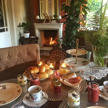 Landrop Bed & Breakfast Bladel